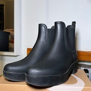 Jeffrey Campbell  - CLOUDY MATTE RAIN BOOTIE SIZE 7